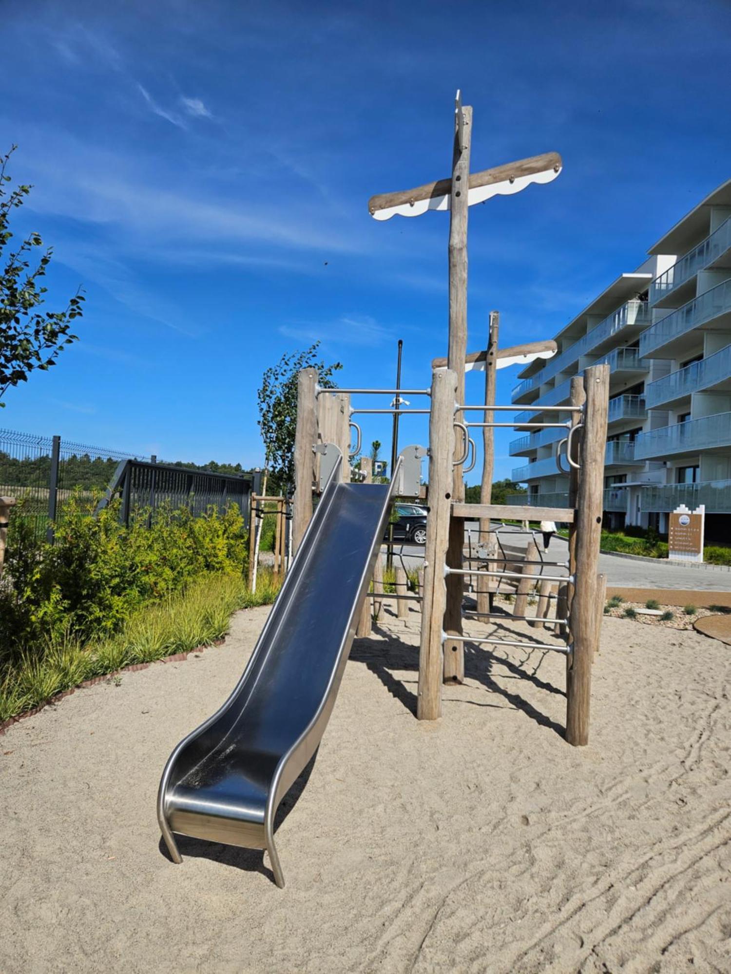 Polanki Aqua Apartment Колобжег Екстериор снимка